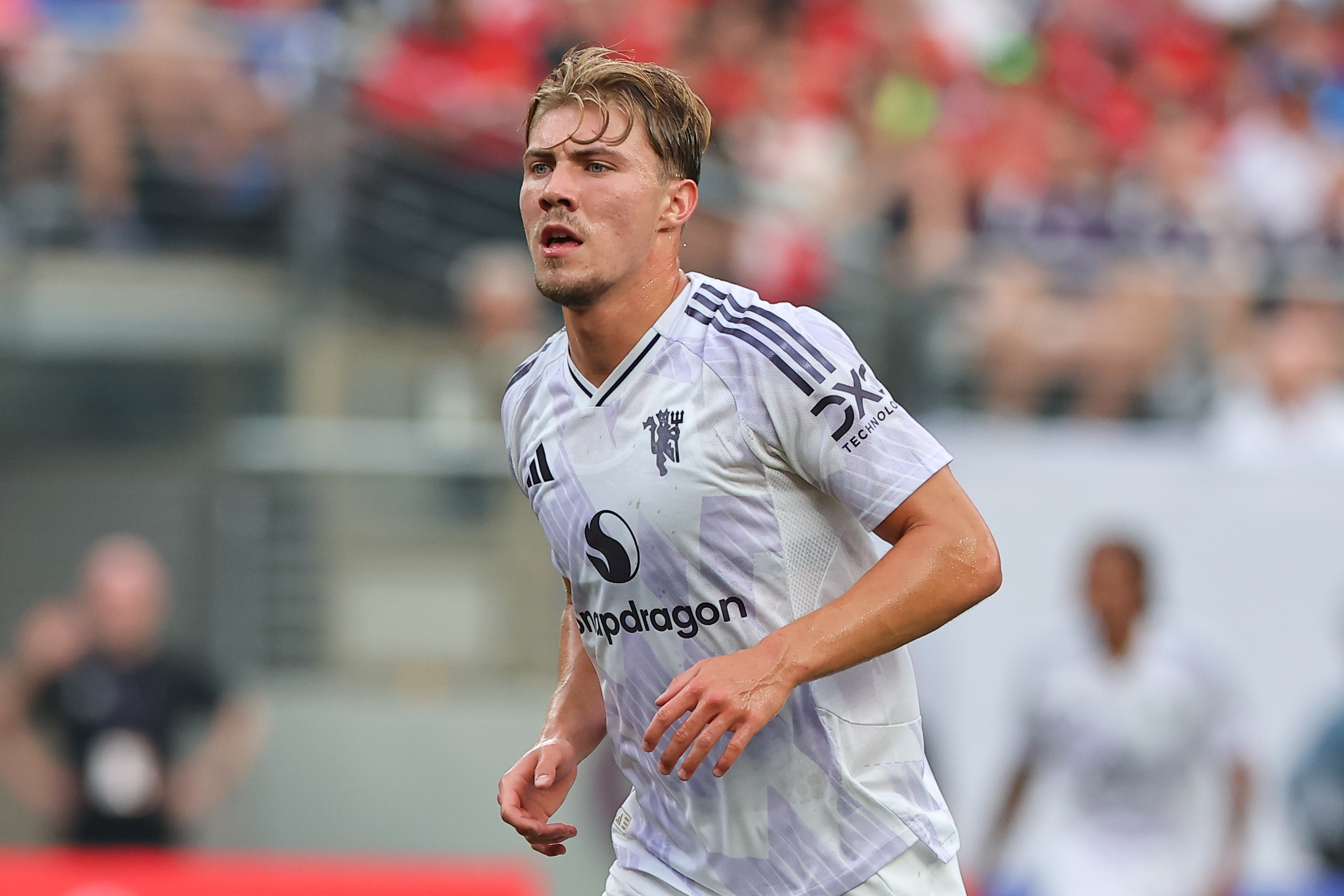 乐鱼APP下载-米兰对手出现💣罗马诺:那不勒斯与曼联直接接触询问租借霍伊伦