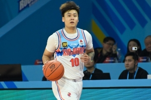 leyu乐鱼体育手机官网入口-赵睿：最煎熬的是新疆2年 受伤让我打打停停 自己一度陷入过怀疑