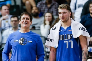 leyu乐鱼体育手机官网入口-库班:出售球队后本可继续执掌球队 但交易东契奇的人不想我留下